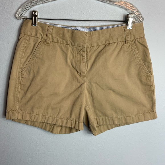 J. CREW BROKEN IN CHINO KHAKI SHORTS SIZE 6